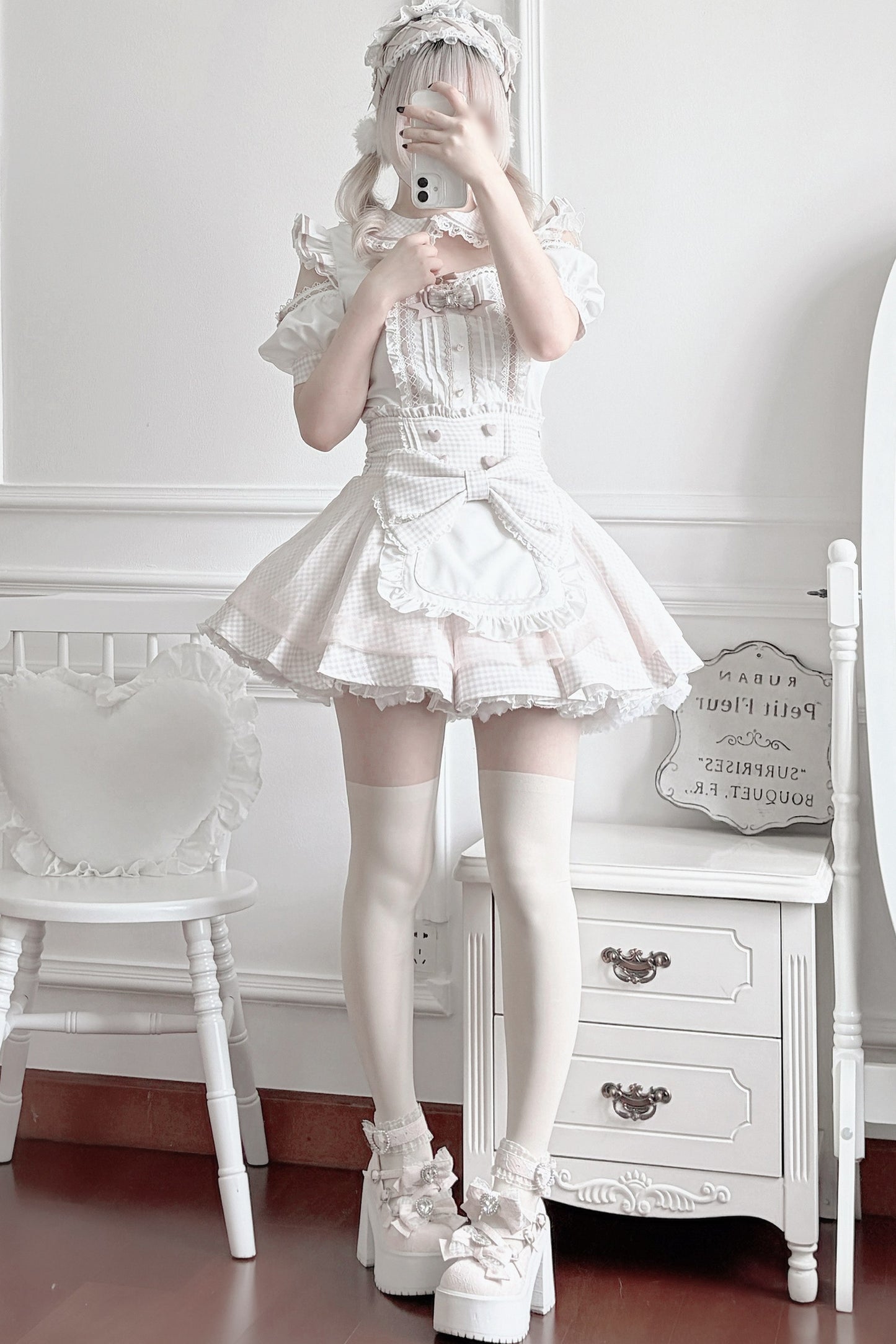 Ensemble haut à volants à carreaux style girly et minijupe à carreaux