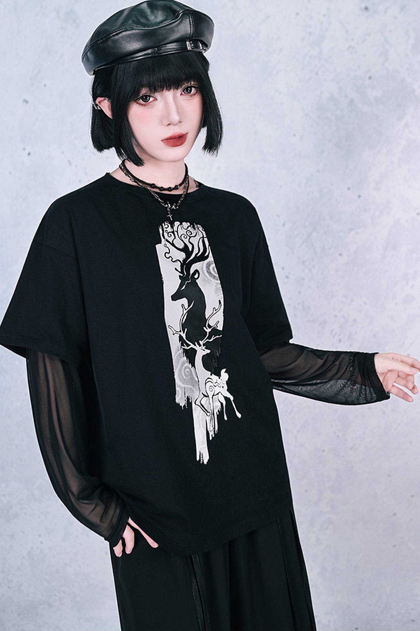 鹿プリントシアースリーブレイヤードTシャツ
