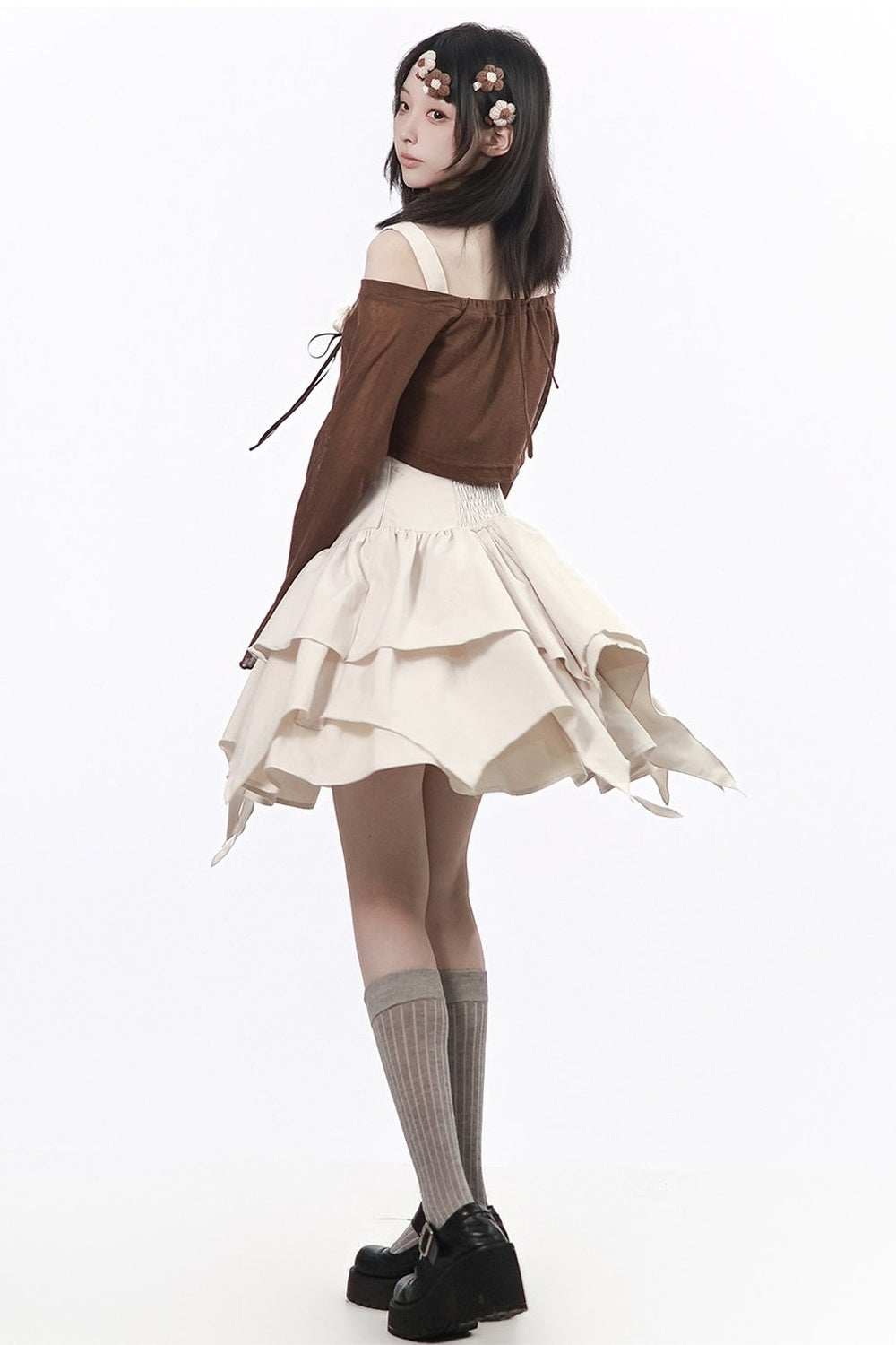 Butterfly Island ensemble robe en dentelle irrégulière avec haut à épaules dénudées