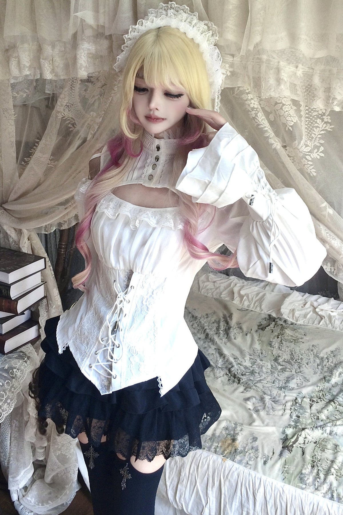 White Rose Lace Top and Skirt Set-Up