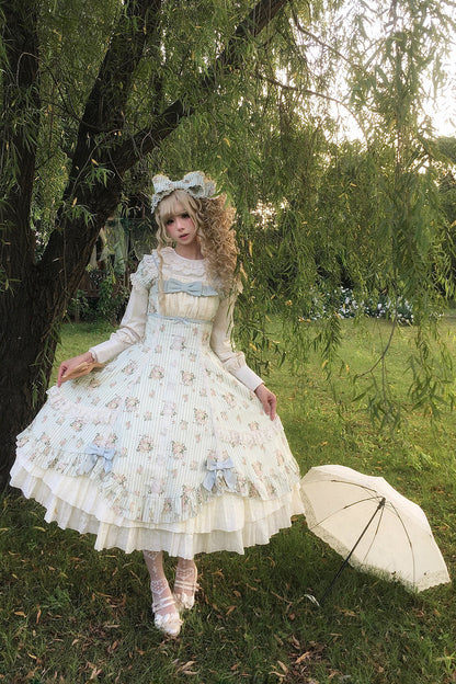 Conjunto coordinado de vestido con estampado de rosas y falda de doble volante