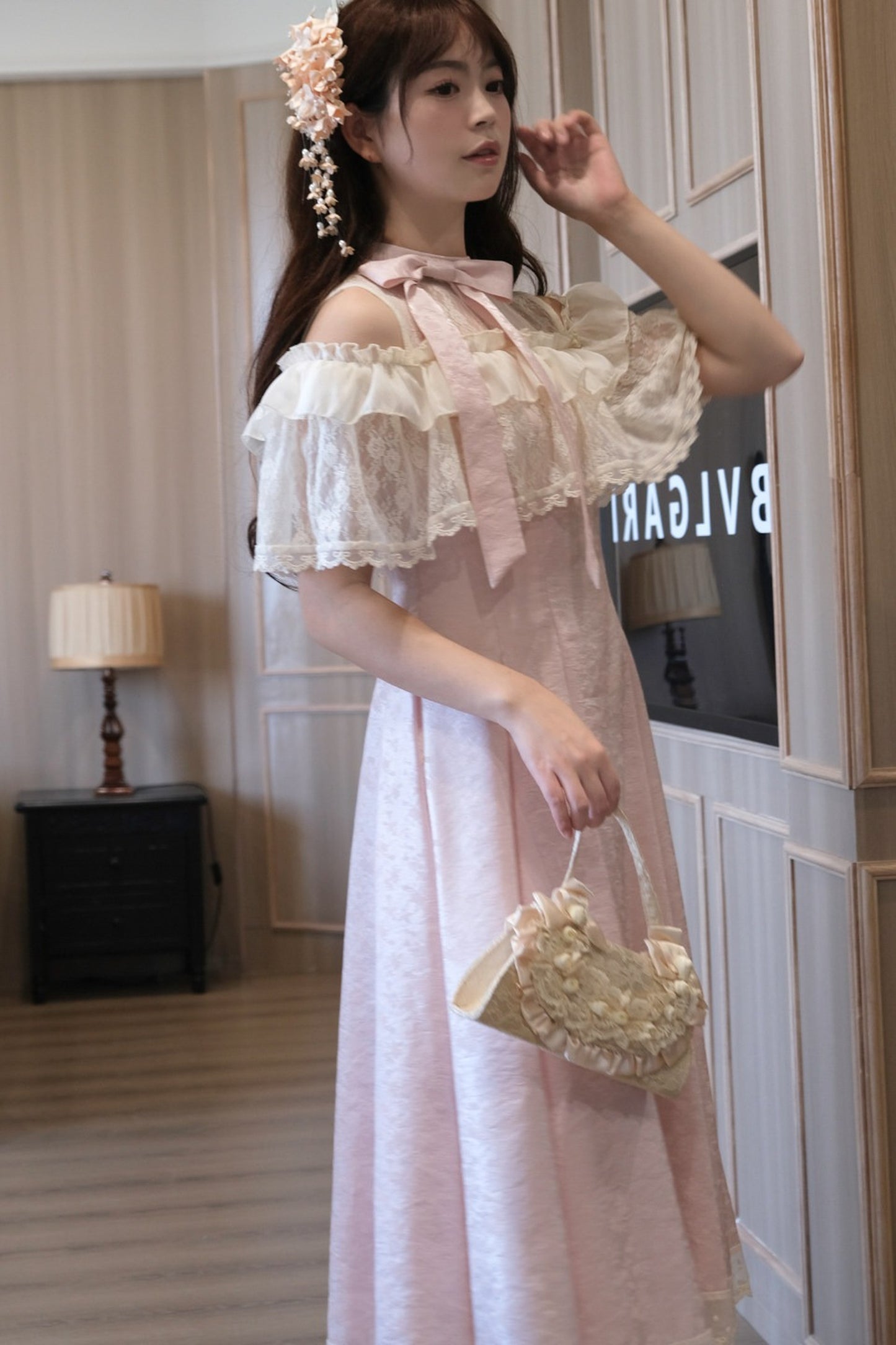 レースフリル清楚系ピンクロングワンピース