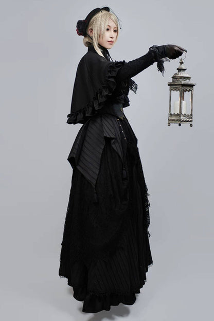 Gestreifter Gothic-Umhang mit abnehmbarem Schal