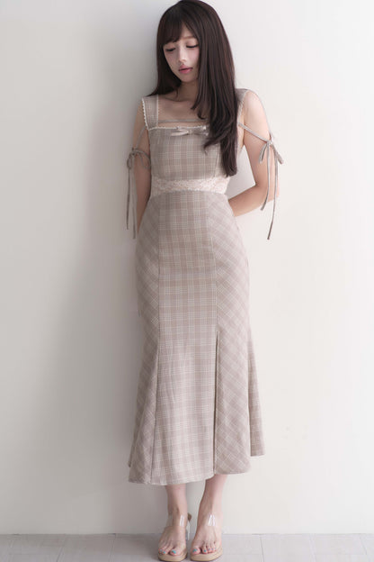 Ärmelloses Kleid im Ryousangata-Stil mit Schnürung