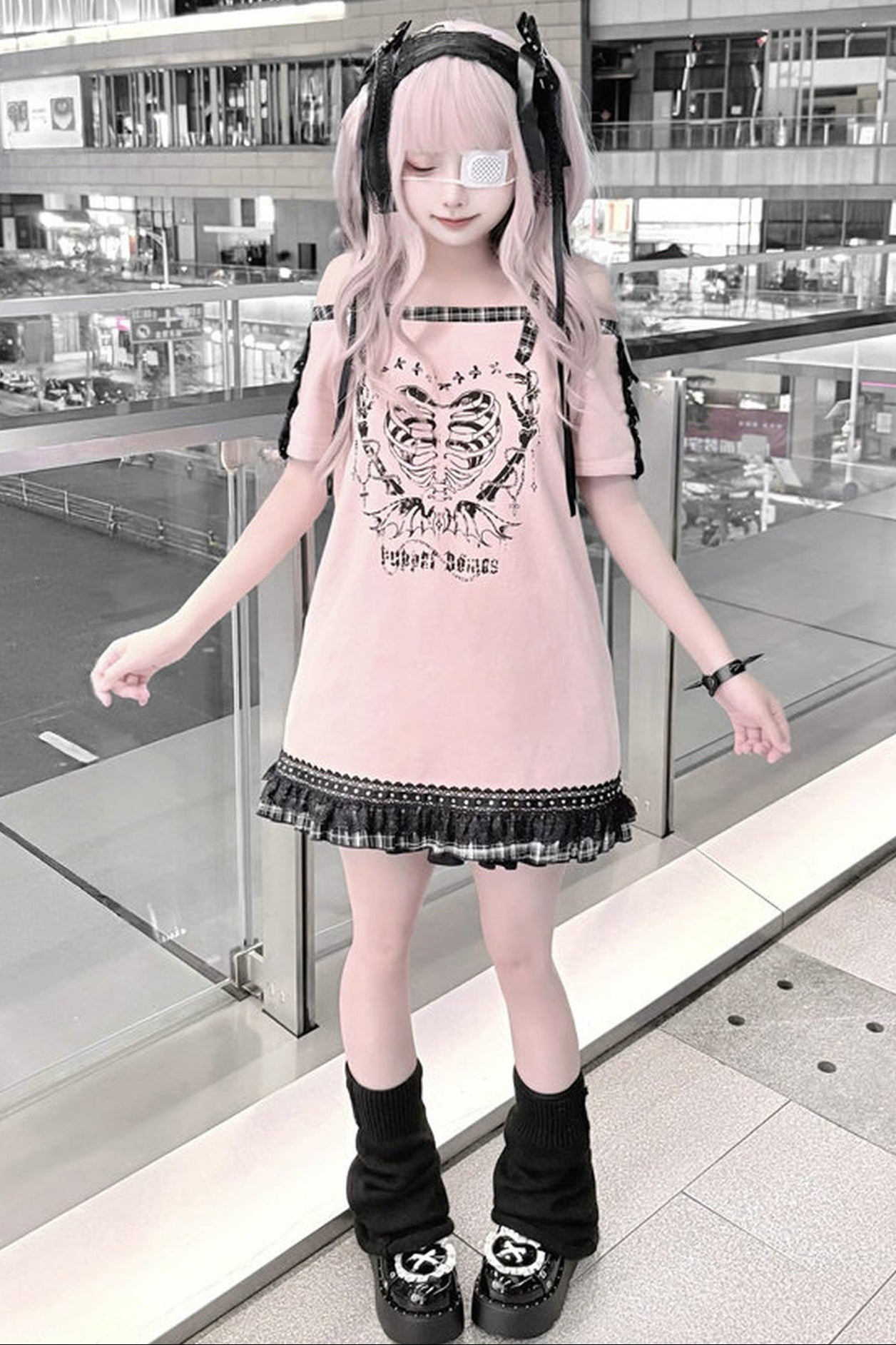 오프숄더 스켈레톤 원피스