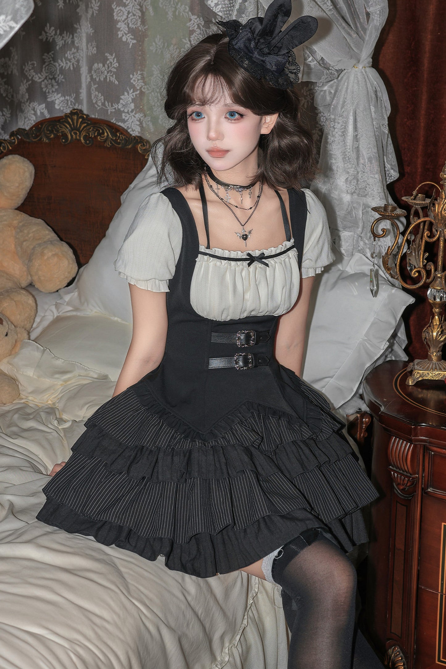 Cool Square Neck Four-Stage Dress