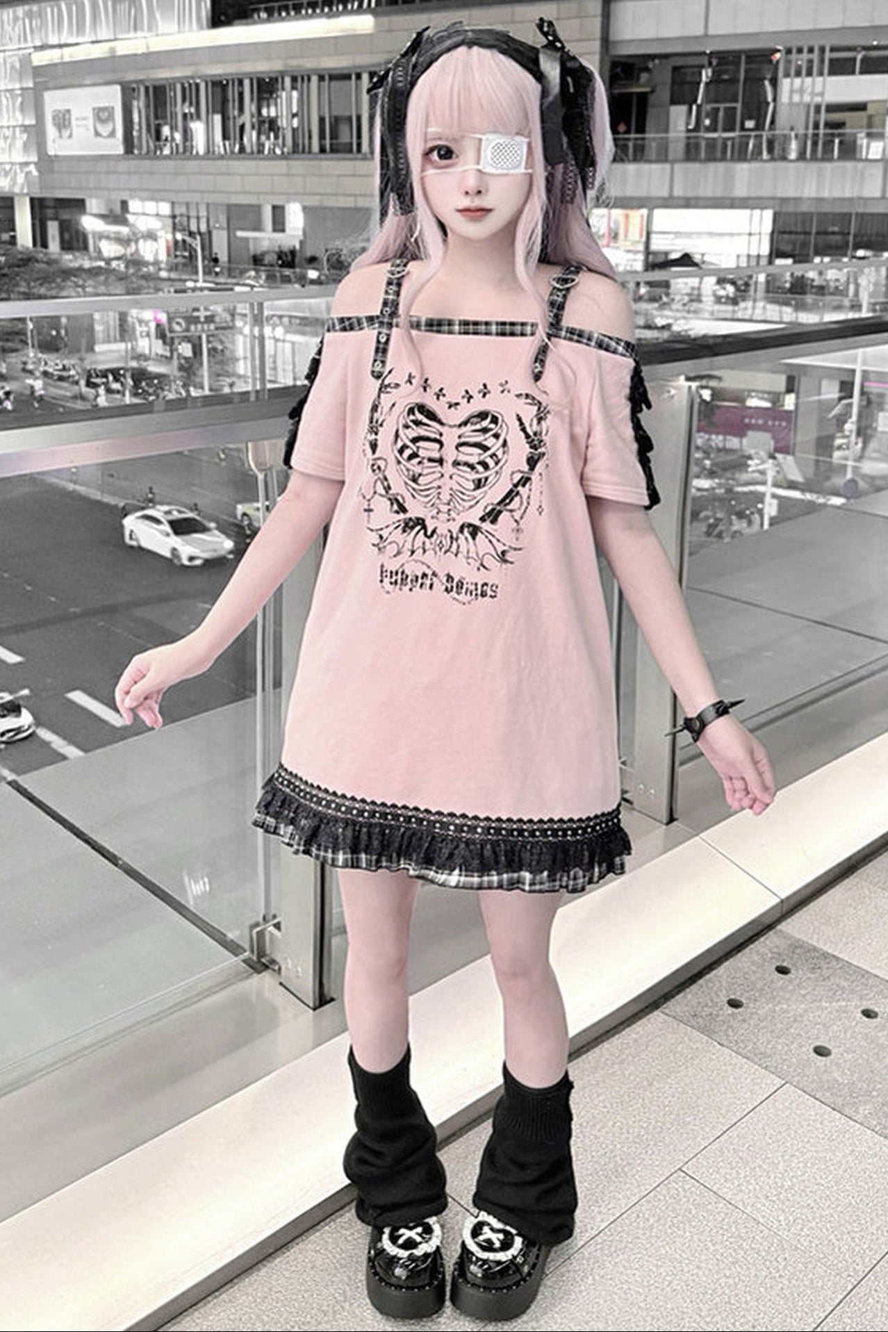 오프숄더 스켈레톤 원피스