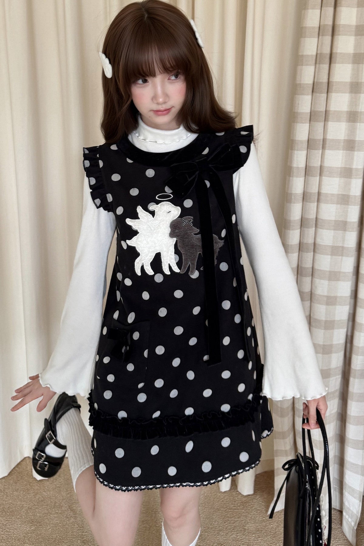 Sleeveless Lamb Embroidery Dress Set