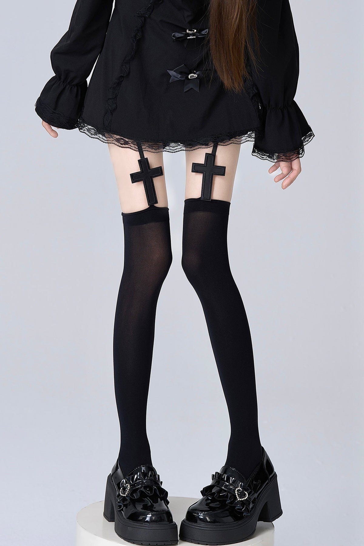Gothic-Strumpfbänder mit Kreuz