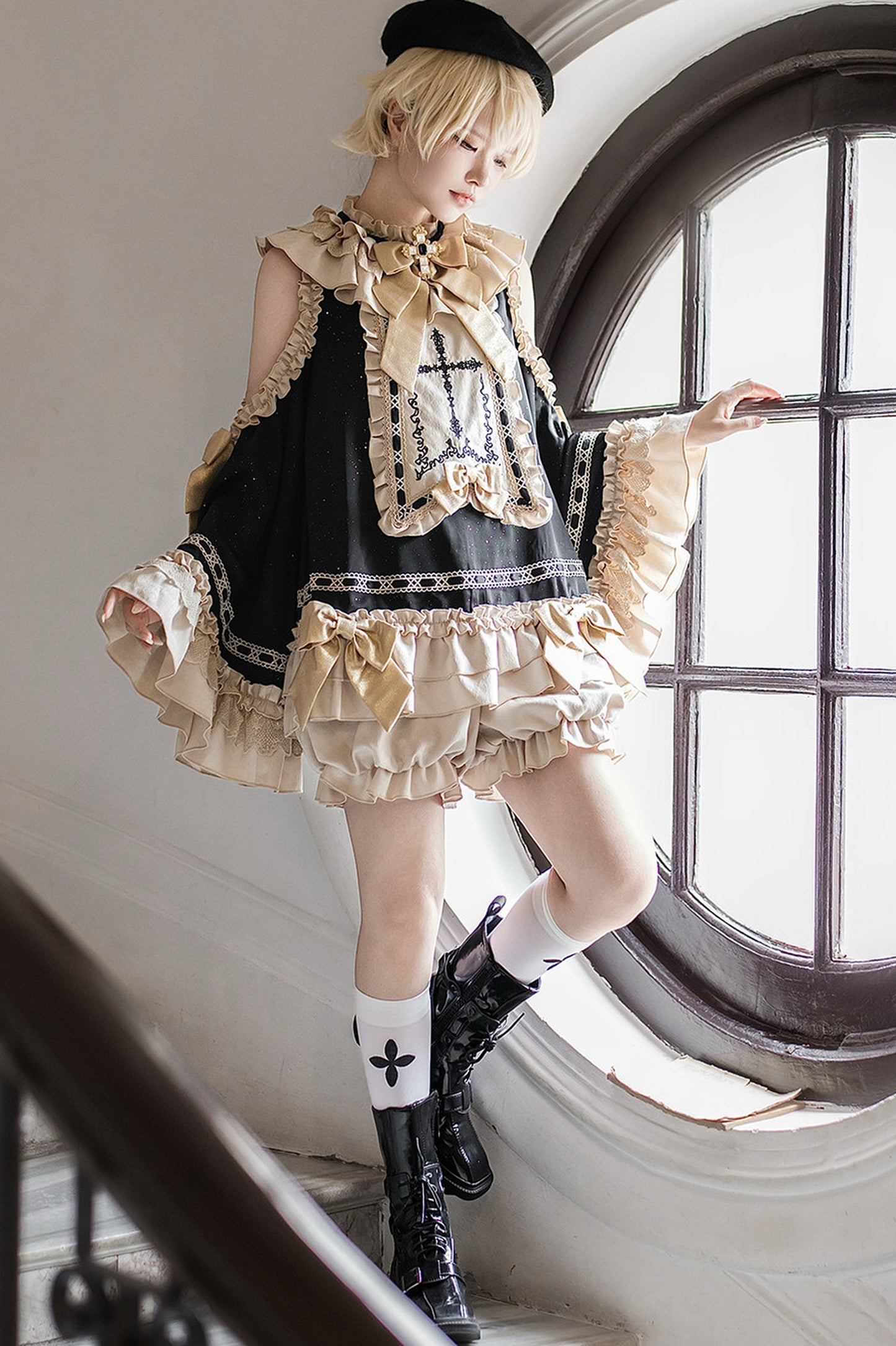 Antique Gothic Prince Lolita