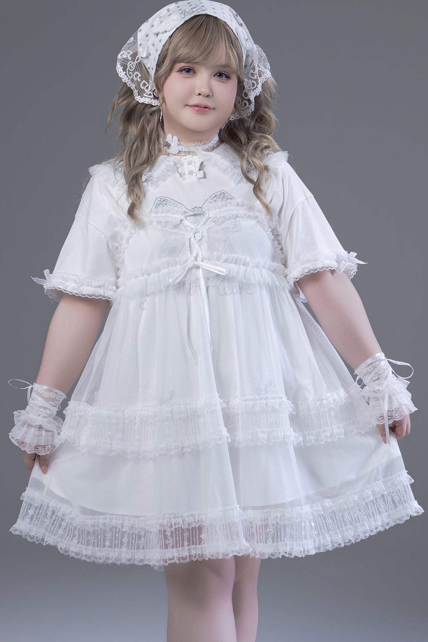 Dolly-Rüschenkleid eines schlafenden Engels