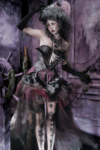 Asymmetrischer Gothic-Meshrock