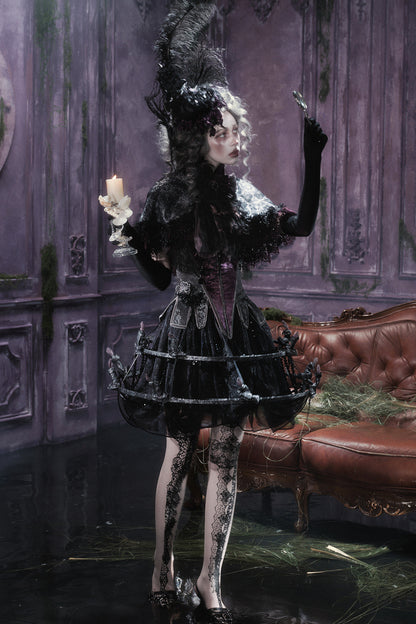 Dunkler viktorianischer Gothic-Umhang