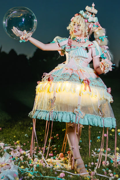 Glänzendes Prinzessinnenkleid und Shorts-Set