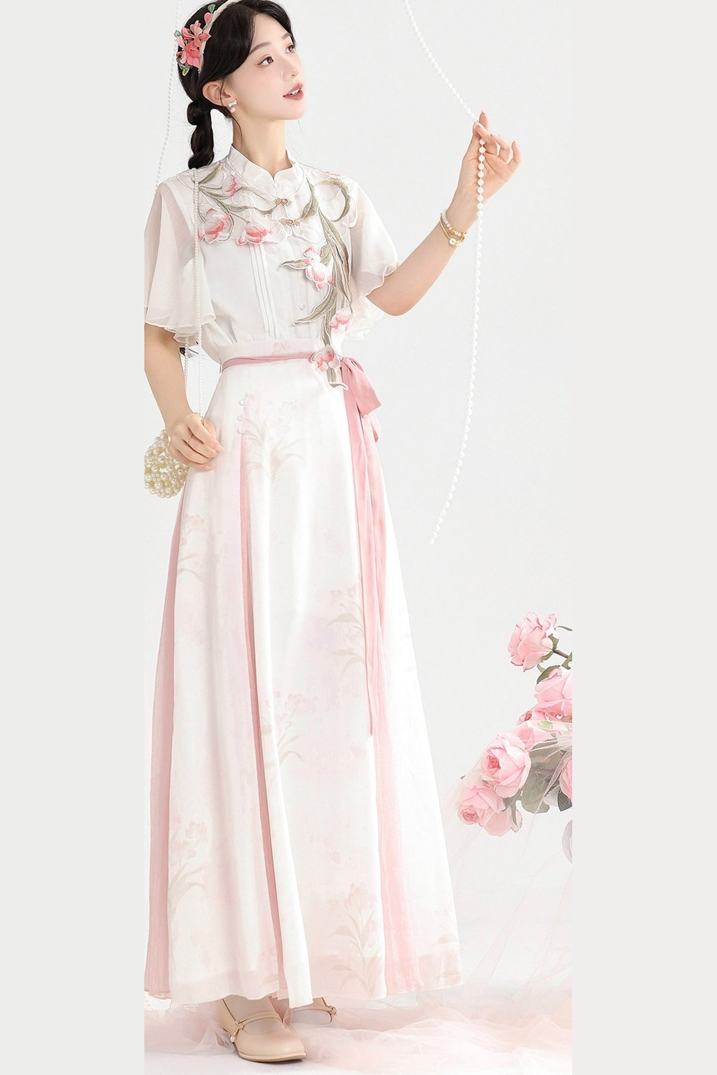 Rosa Hanfu-Hemd-und-Rock-Set mit nebligen Tulpen