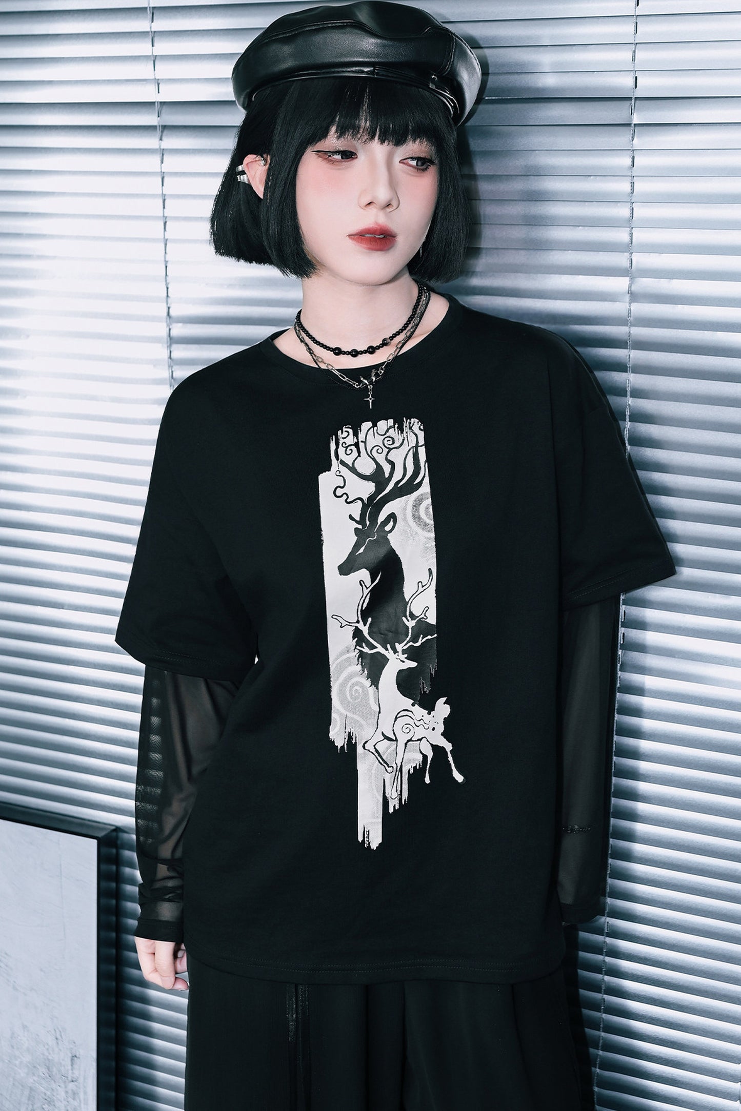 鹿プリントシアースリーブレイヤードTシャツ