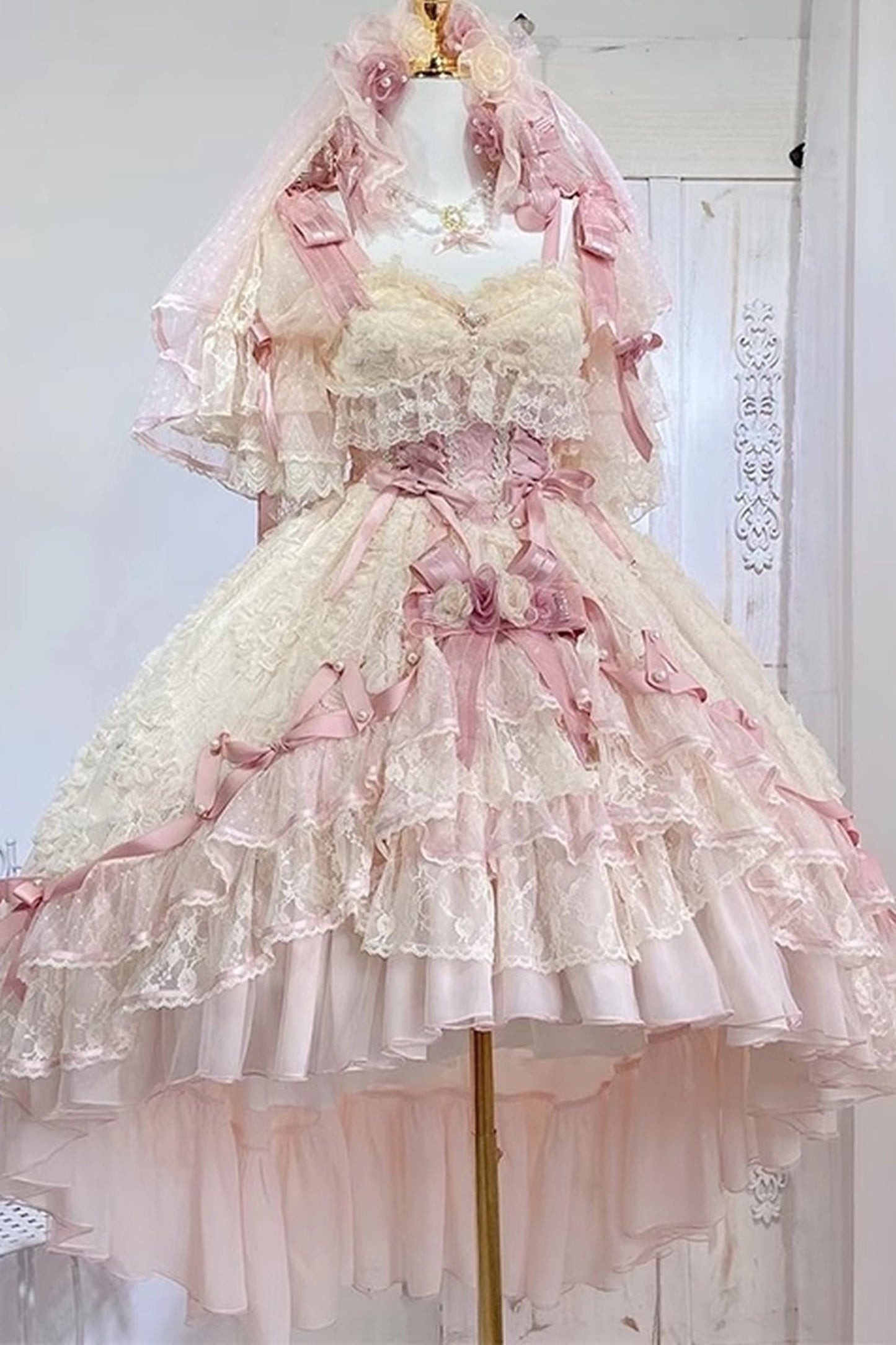 Rose-Schleifen-Gorgeous-Prinzessinnen-Lolita-Kleid