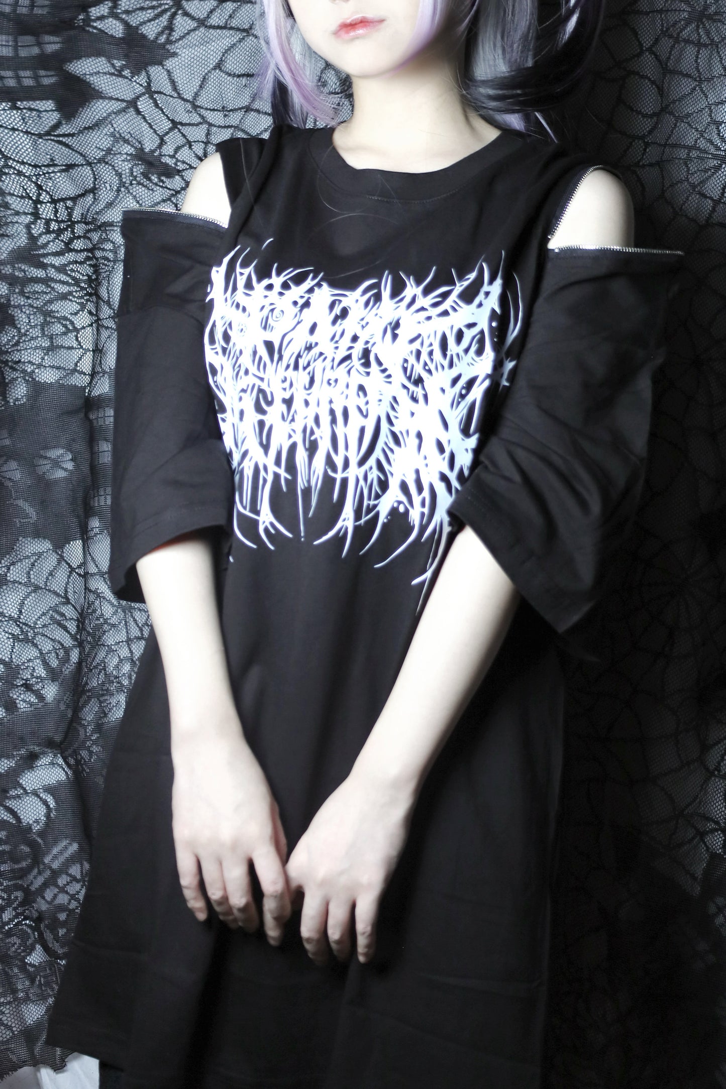 サブカルパンクオフショルTシャツ