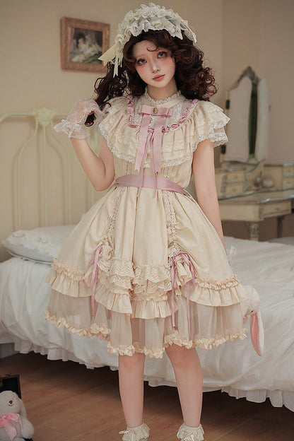 Milchtee-rosa Lolita-Kleid mit Puppen-Rüschen