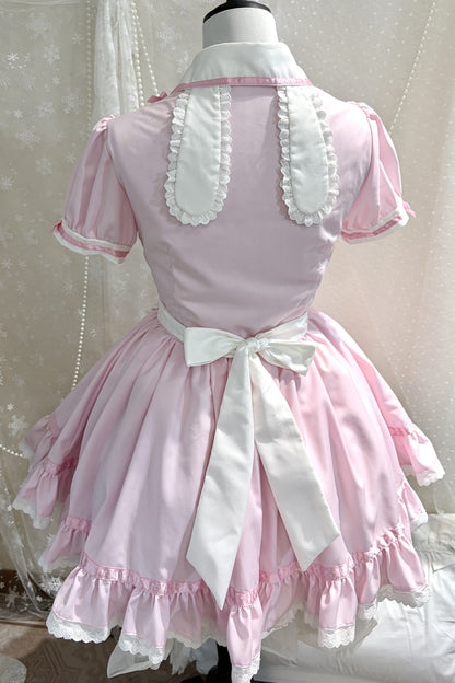 Dienstmädchenkleid mit Hasenohren, Punkten und Schleife