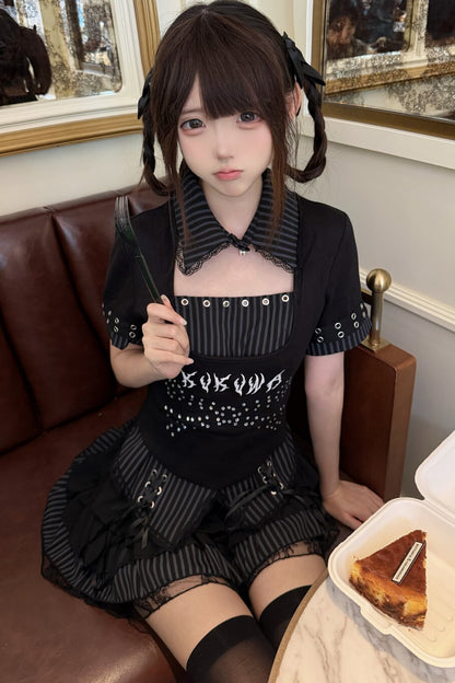 Gestreiftes Gothic-Oberteil mit Strass und Schnürrock-Set