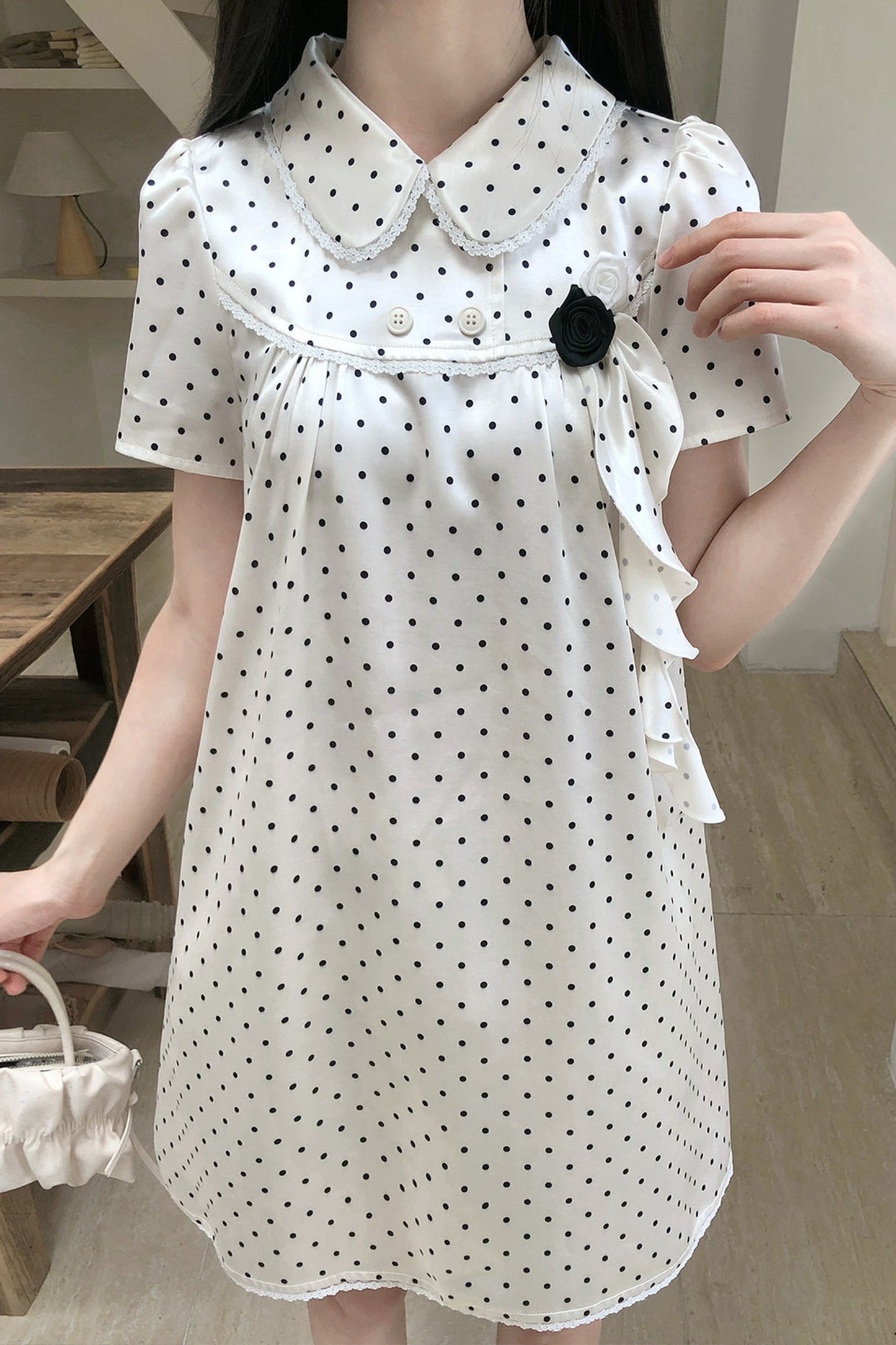 도트무늬 피터팬 칼라 원피스와 상의 세트