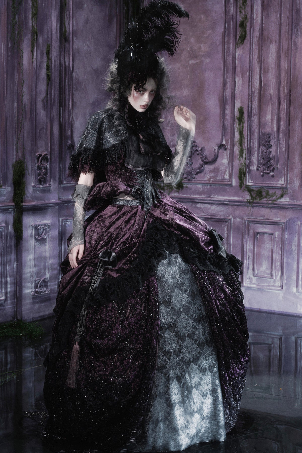 Dunkler viktorianischer Gothic-Umhang