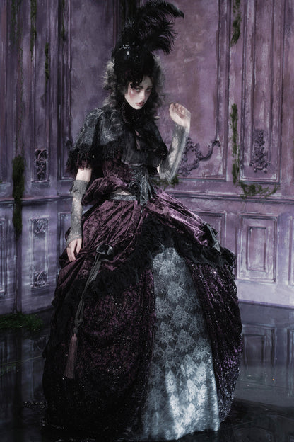 Dunkler viktorianischer Gothic-Umhang