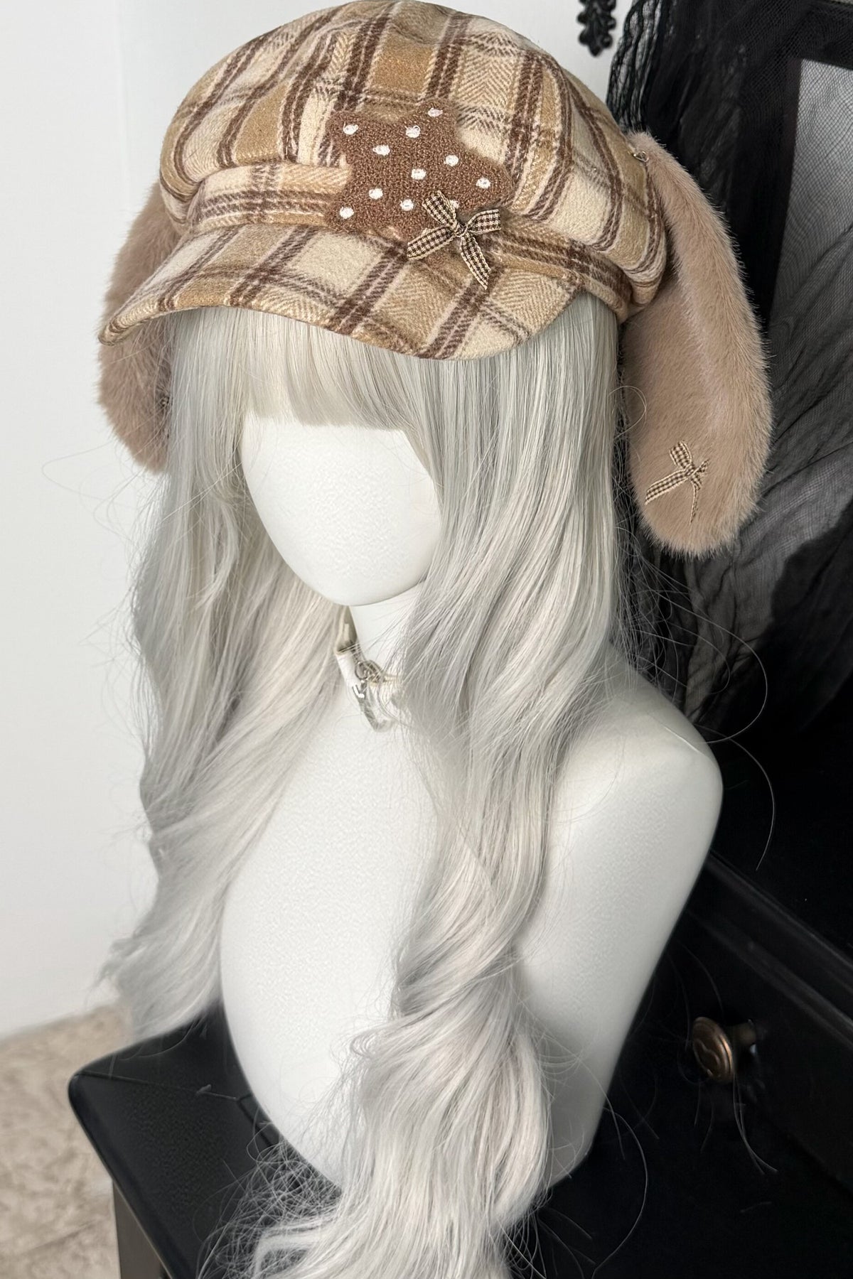 Large Head Plaid Dog Ear Octagonal Beret