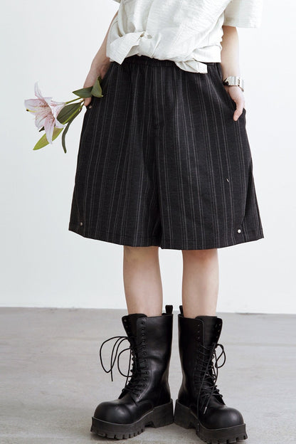 ブラックストライプワイドレッグパンツ