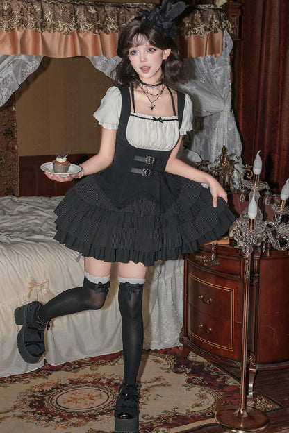 Cool Square Neck Four-Stage Dress