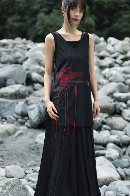 ブラック刺繍キャミソール×ロングスカートセット