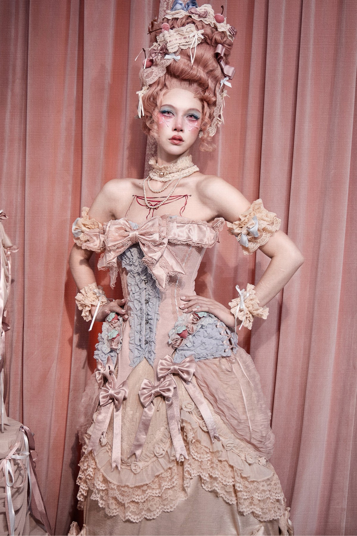 Strawberry Fishbone Corset Top With Necklace And Sleeves Set