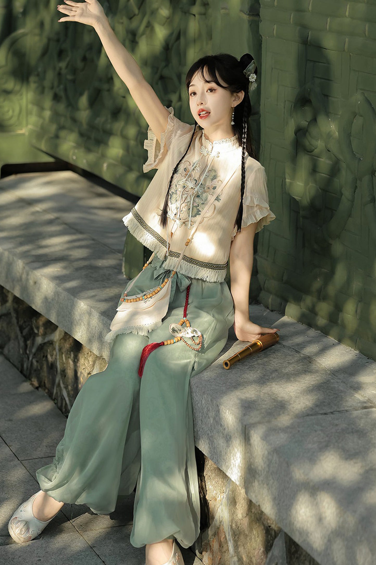 Chinese-Style Top & Balloon Pants Set-Up