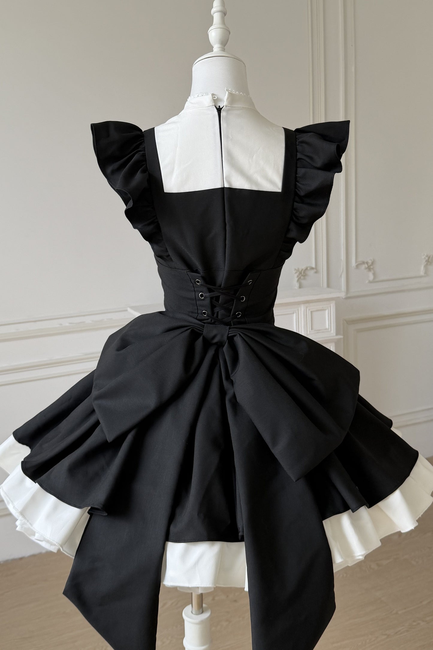 Black Ruffle Sleeve Dress Set-Up