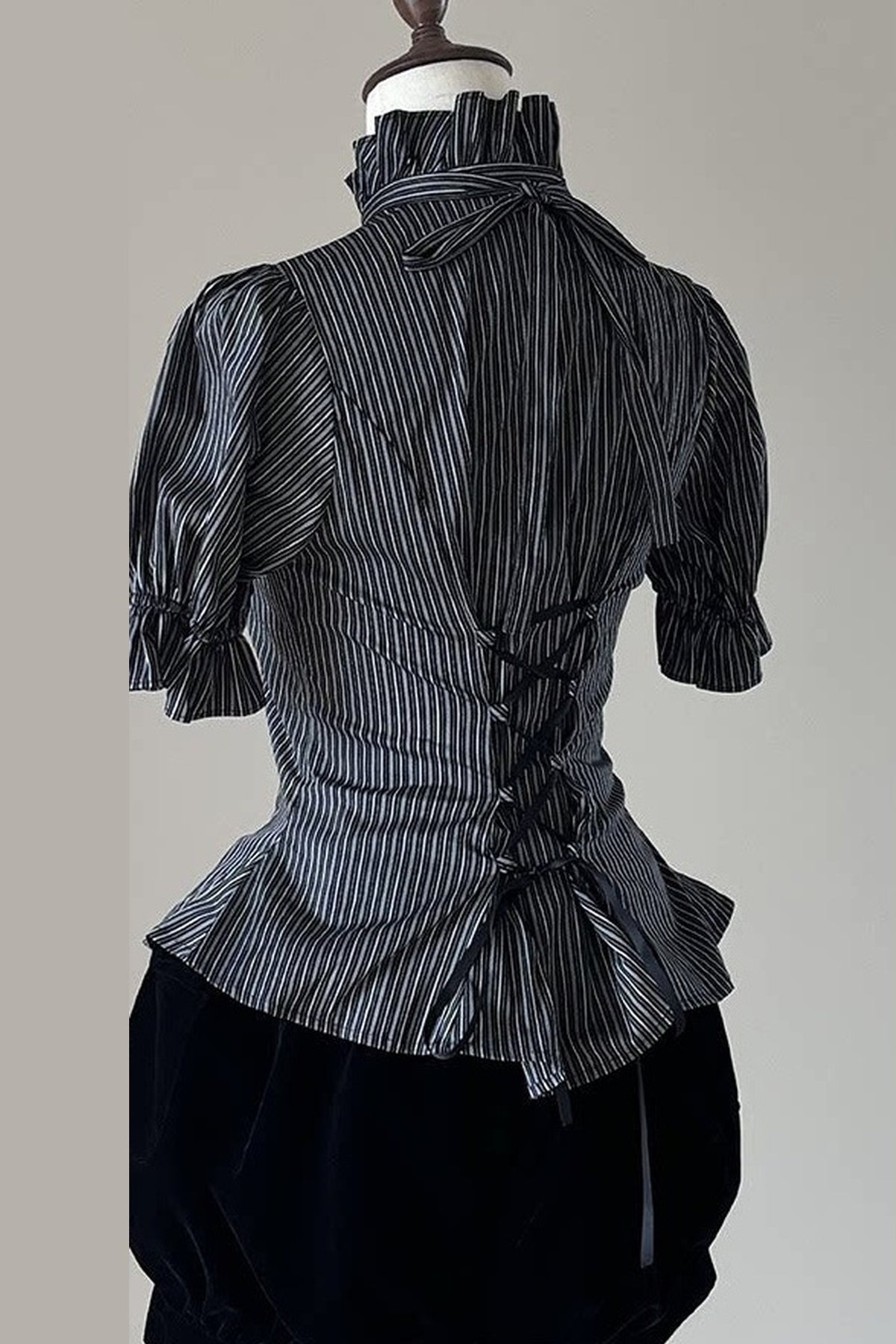 Gothic Waist-Cinching Short Sleeve Blouse