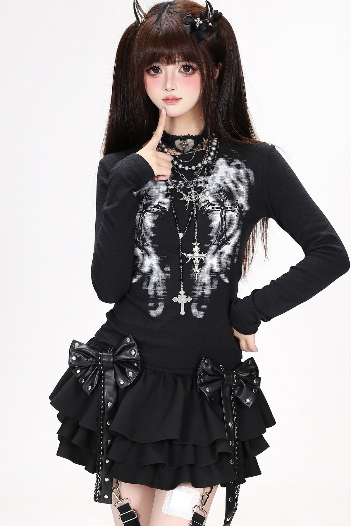 Cross-Wing Illusion Print Long-Sleeve Top and Cake Skirt Set-Up