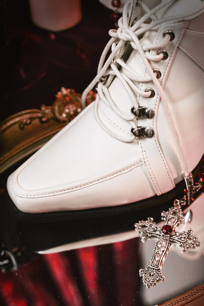 Bottines gothiques vampire à talon verre à vin