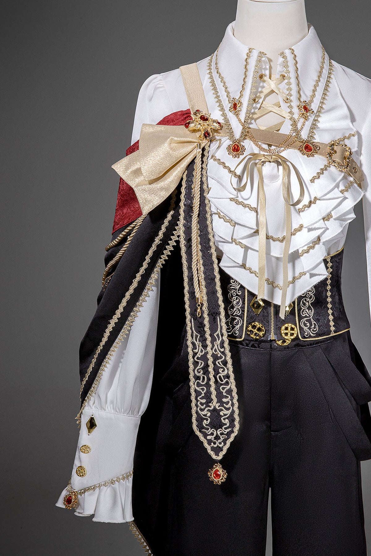 European Court Prince Top Pants Set-Up