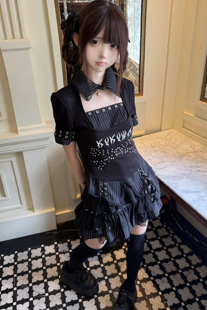 Gestreiftes Gothic-Oberteil mit Strass und Schnürrock-Set