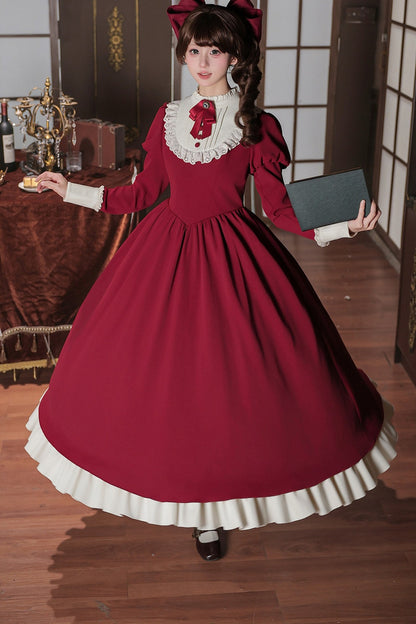 Robe tablier de soubrette à col montant