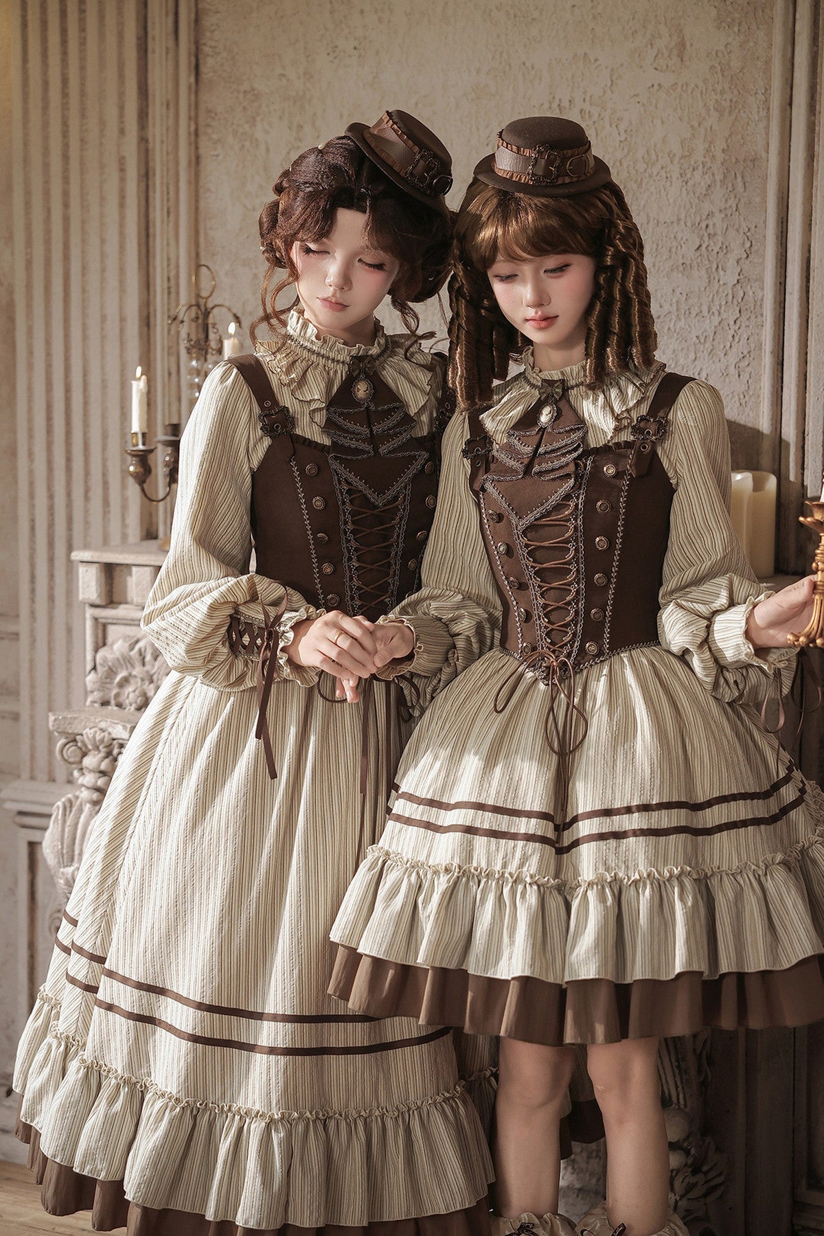 Gerüschtes Two-Way-Kleid mit Accessoire-Set