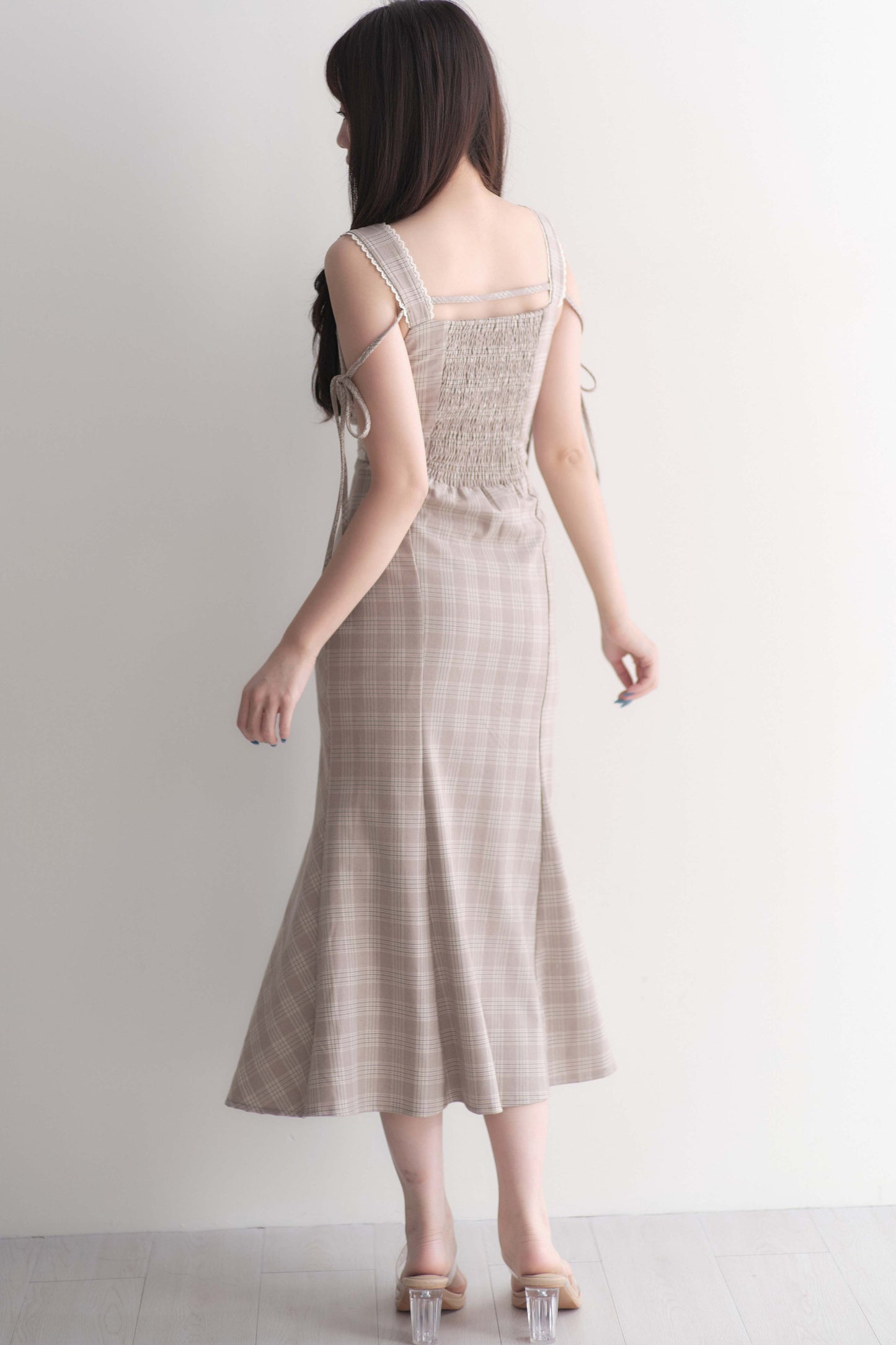 Ärmelloses Kleid im Ryousangata-Stil mit Schnürung