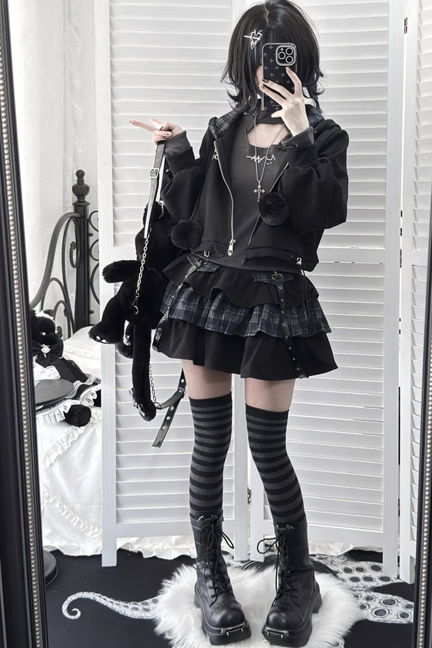 Spider Web Bat Nameplate Platform Boots