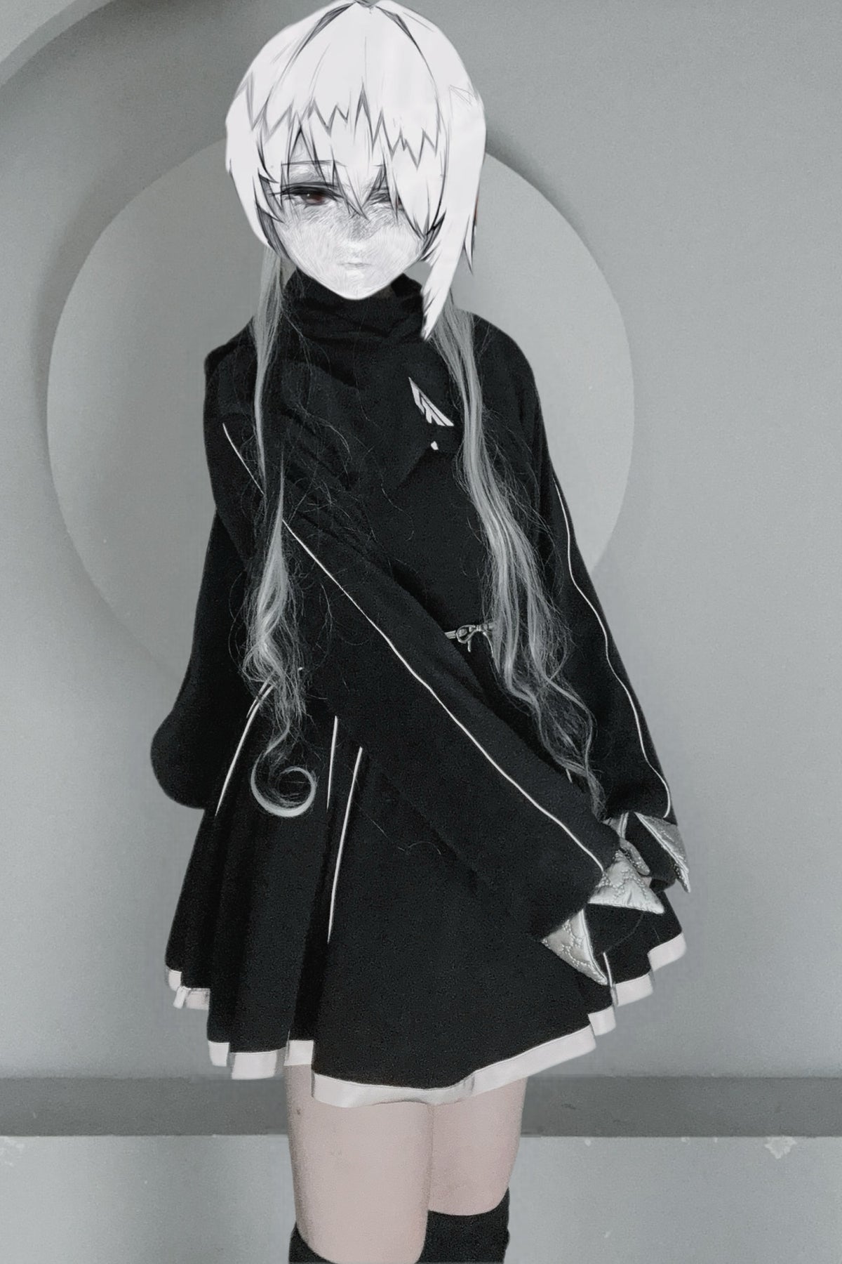 Oversize-Kapuzenoberteil mit Hasenohren und Krallen