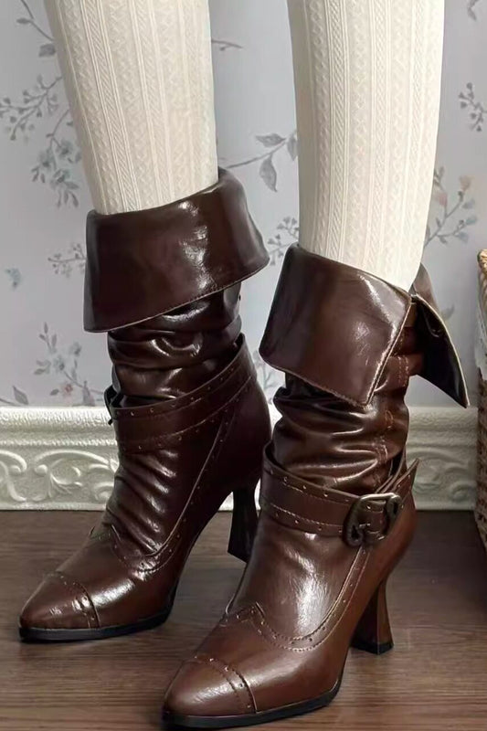 Stiefel mit spitzer Zehenpartie, hohem Absatz und Blockabsatz
