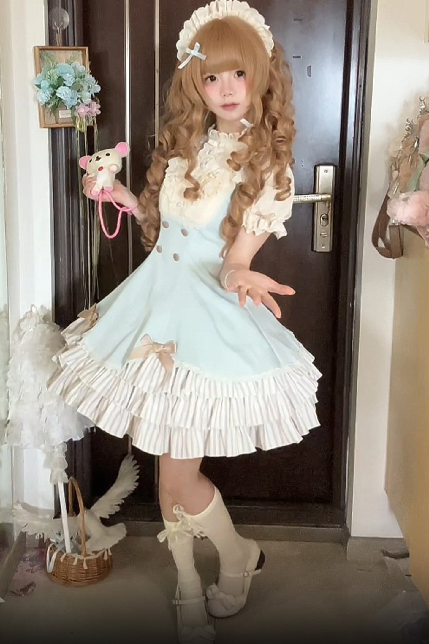 Lace Stand Collar Petal Hem Ruffle Dress