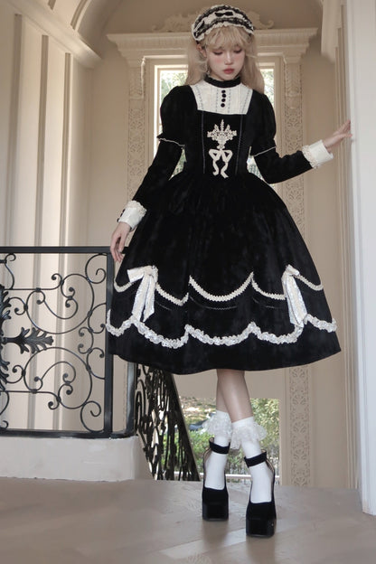 Pfingstrosen-Träumerei Samt-Lolita-Kleid