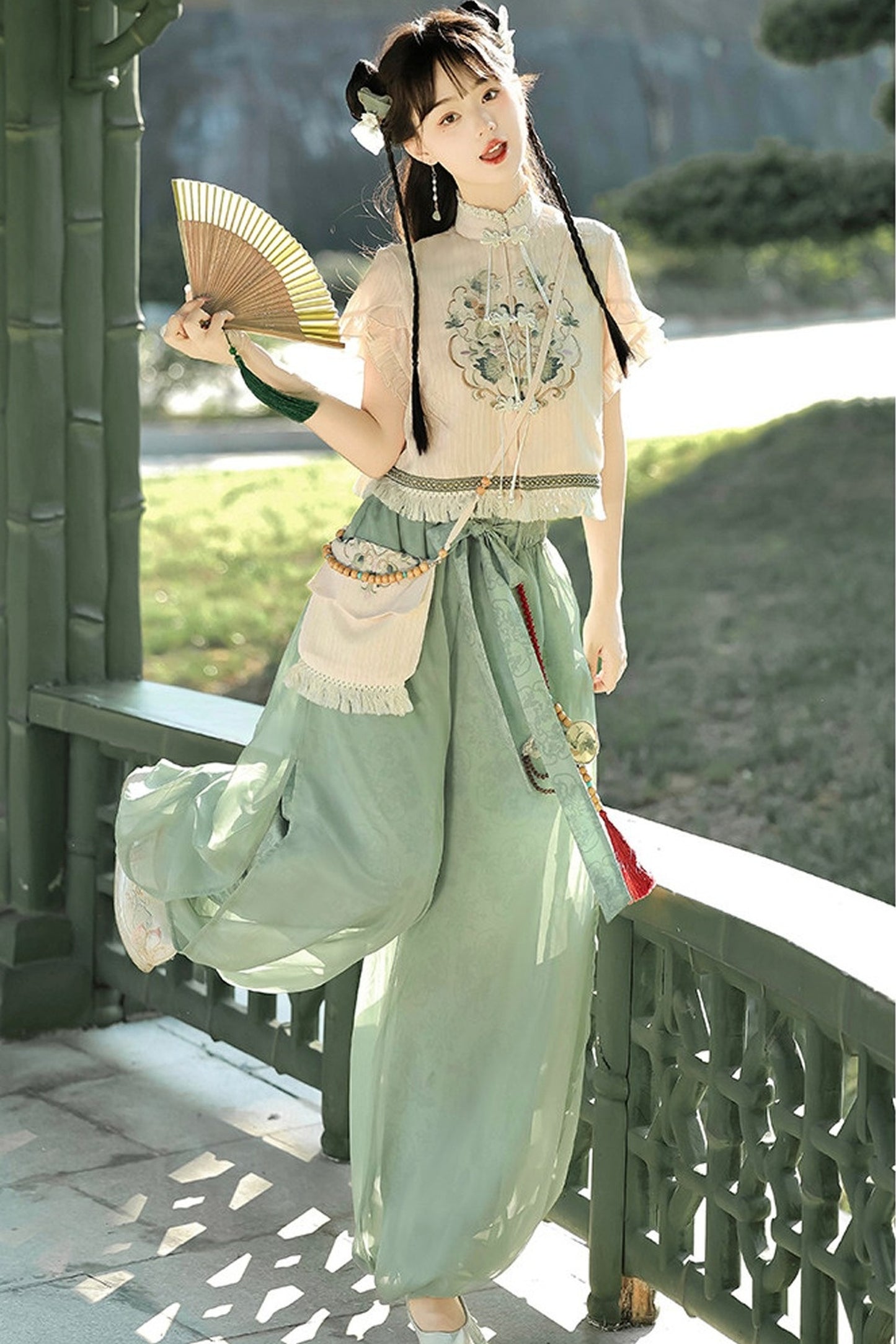 Chinese-Style Top & Balloon Pants Set-Up
