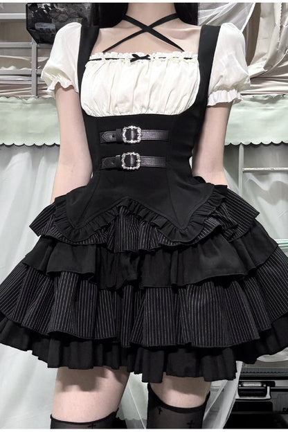 Cool Square Neck Four-Stage Dress